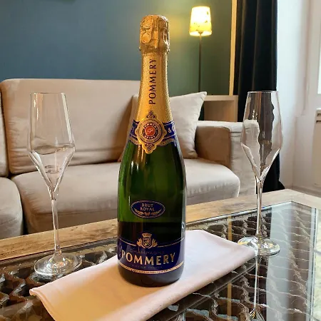 Apartamento Cosy Flat - Hyper-centre Avec Sauna Privatif Senlis (Oise)